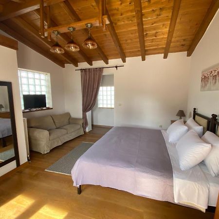Pegasus House Hotell Corinth Eksteriør bilde