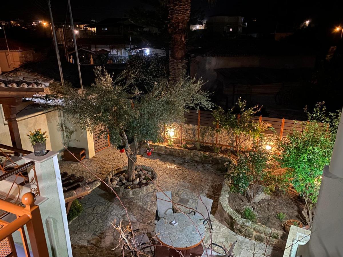 Pegasus House Hotell Corinth Eksteriør bilde