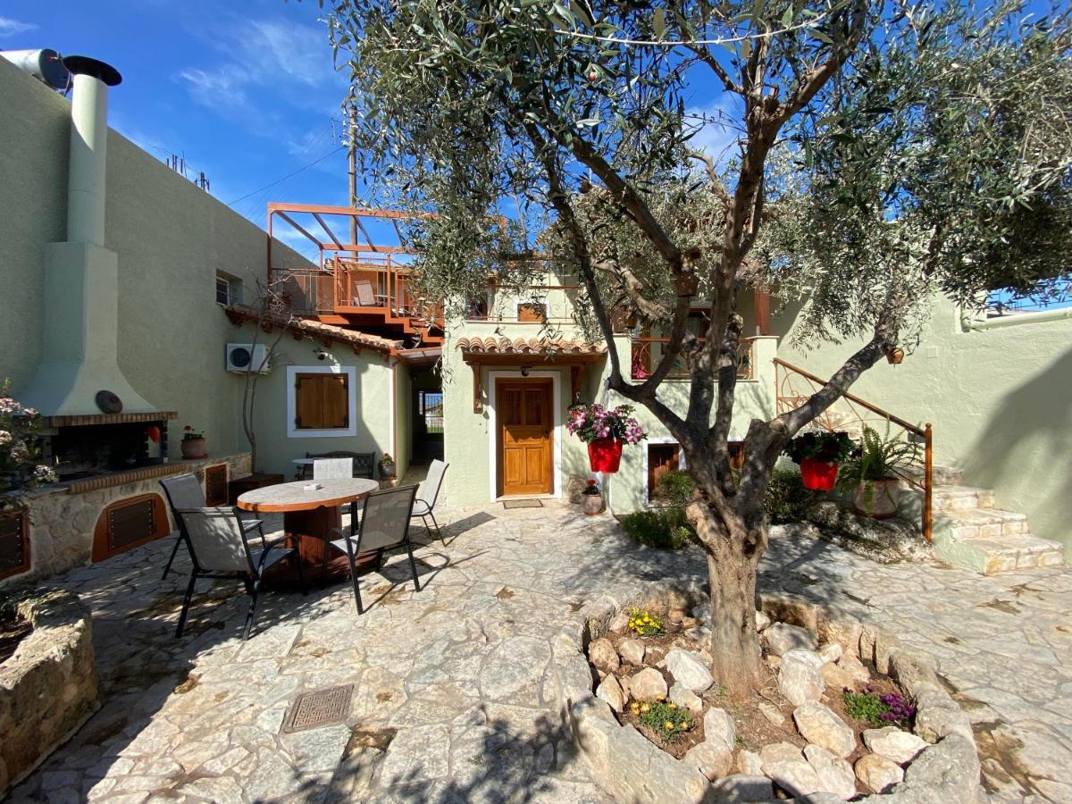 Pegasus House Hotell Corinth Eksteriør bilde