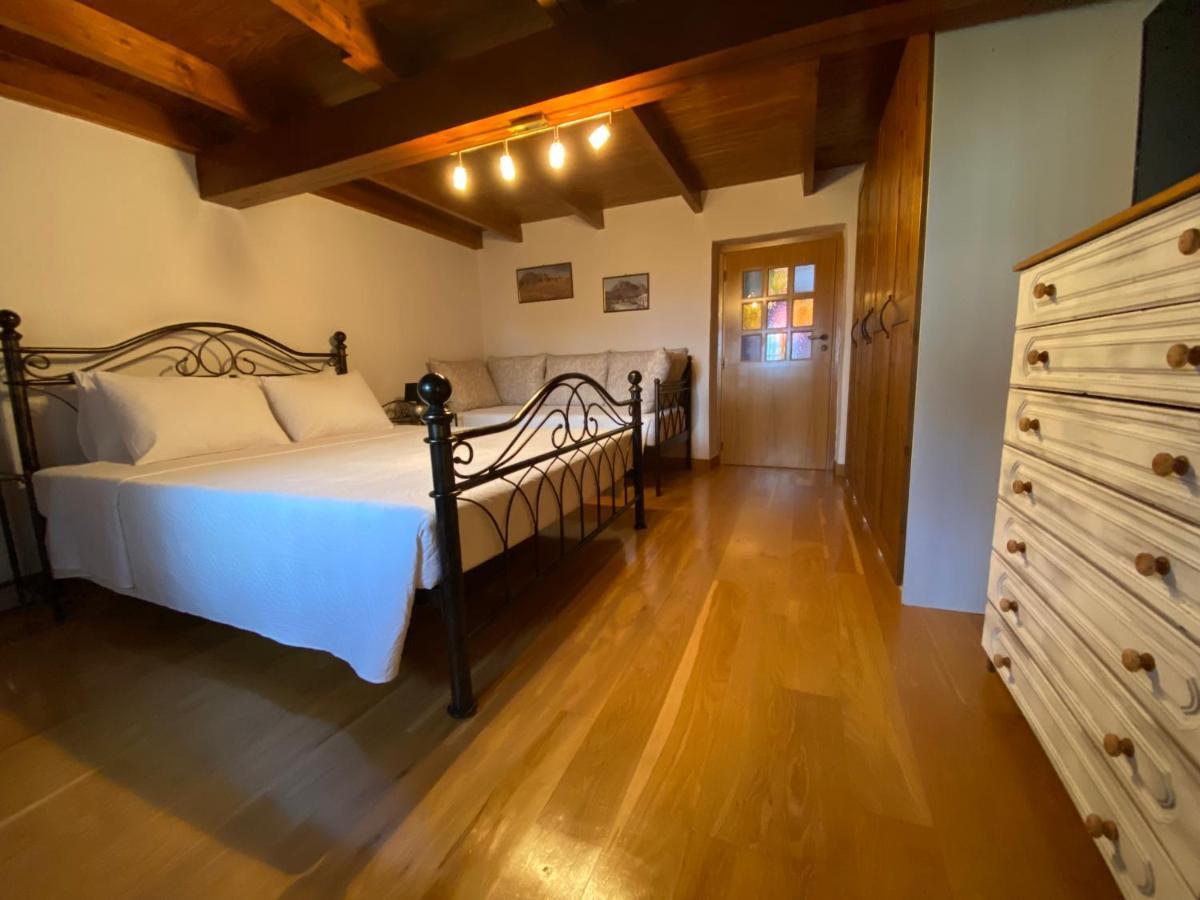 Pegasus House Hotell Corinth Eksteriør bilde