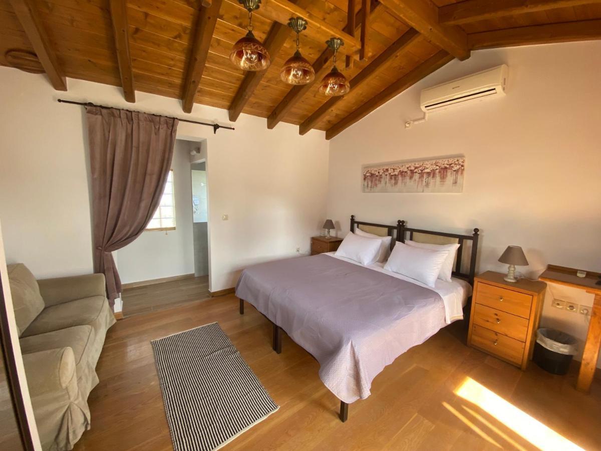 Pegasus House Hotell Corinth Eksteriør bilde