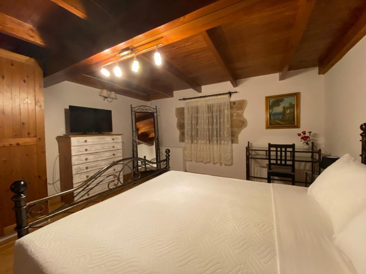 Pegasus House Hotell Corinth Eksteriør bilde